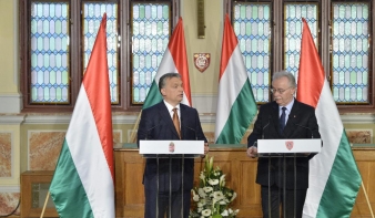 Orbán: Én rendeltem el a minisztériumok pénzkivételét