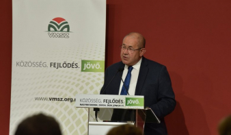 Négy helyett kilenc: Pásztor István szerint történelmi eredményt ért el a VMSZ a szerbiai megmérettetésen