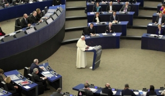Öregesnek tartja Európát a pápa