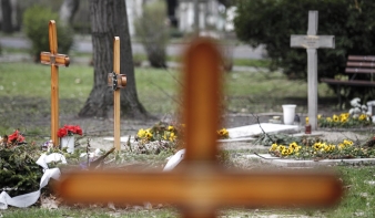 Budapest: Több százezer forintba is kerülhet egy sírhely
