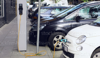 Elektromos önjáró taxikkal lehetne csökkenteni a városokban az üvegházhatású gázok kibocsátását