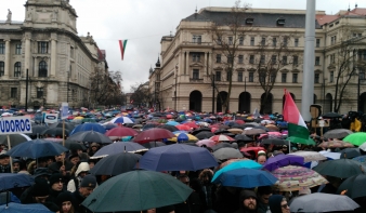 Hétfőn jöhet az újabb tanársztrájk