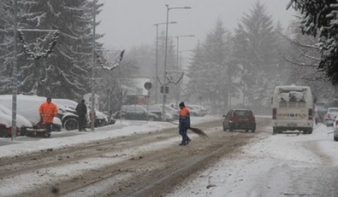 Hó alatt az ország – Fennakadások a közlekedésben