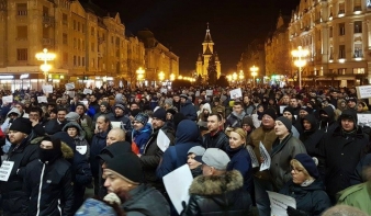 Folytatódnak a tüntetések szerte az országban