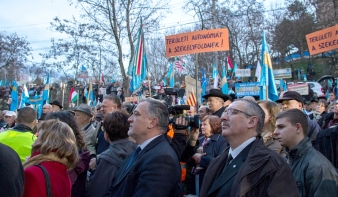 Az Erdélyi Magyar Néppárt kiáll az SZNT mellett a március 10-i rendezvény kapcsán