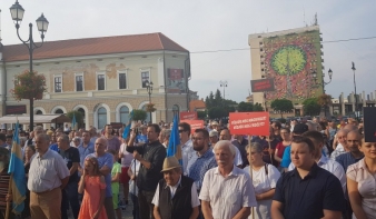 Újabb tiltakozás a magyarellenes megnyilvánulások ellen – Székelyudvarhelyen folytatódik a tüntetéssorozat