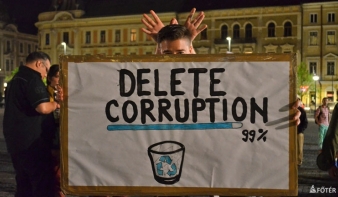 Tüntettek Kolozsváron és Bukarestben is