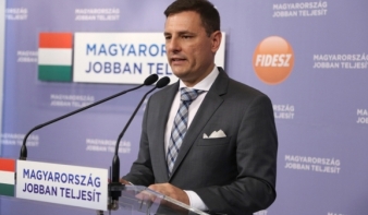 Tuzson Bence: Magyarország kiáll a lengyelek és politikájuk mellett 