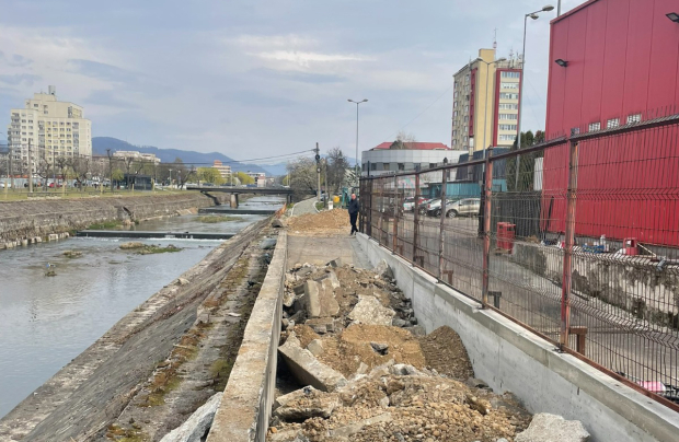Hamarosan megszakítás nélkül lehet tekerni a Zazar-part mentén